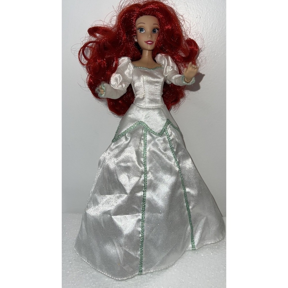 (242/3)disney Store Princess Ariel Wedding Classic Doll The Little Mermaid